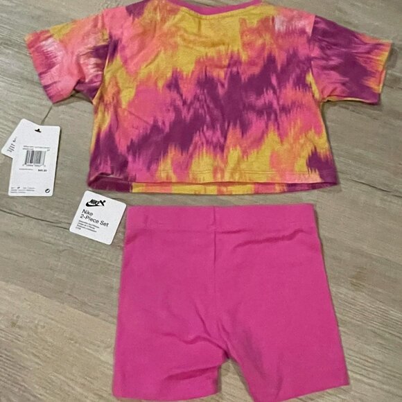 Nike Baby Girls Boxy Tie Dye Shirt and Biker Shorts, 2 Piece Set 2T NWT - Picture 4 of 5